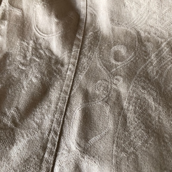 Peck & Peck Weekend Blazer, Embossed Floral Print - Picture 8 of 8